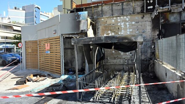 Συνελήφθη 36χρονη τοξικοεξαρτημένη που πυρπόλησε σούπερ μάρκετ στα Πατήσια - Δείτε βίντεο από την πυρκαγιά