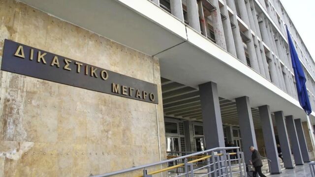 Θεσσαλονίκη: Η σοκαριστική μαρτυρία 45χρονης για τον εφιάλτη που έζησε σε τουαλέτες όταν διαπίστωσε πως την βιντεοσκοπούσε 37χρονος - 