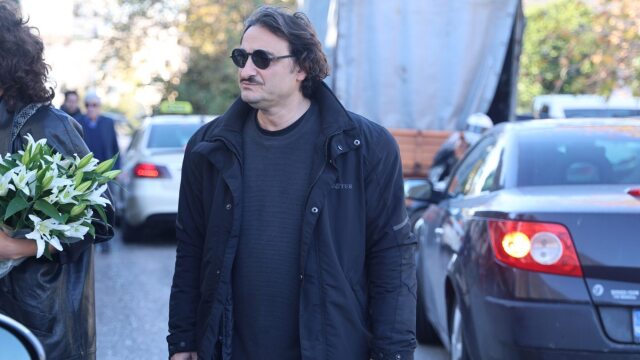 Βασίλης Χαραλαμπόπουλος: Το βίντεο για τον πατέρα και τη μητέρα του που ραγίζει καρδιές - Πώς τη χωρίζεις μια ζωή; (Βίντεο)