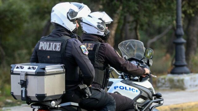 Θεσσαλονίκη: Συνελήφθη 45χρονη μητέρα που άφησε μόνο του στο σπίτι το 4χρονο παιδί της για πάνω από δύο ώρες