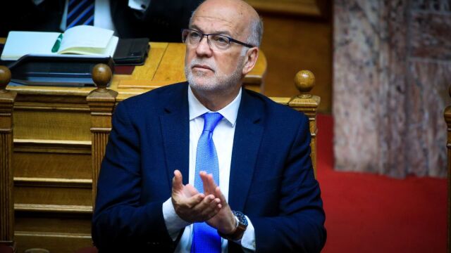 Φλωρίδης: Πονηριά ΠΑΣΟΚ να καλέσει Τζαβέλλα - Συνταγματική εκτροπή το να ελέγχεις δικαστική απόφαση - Όσα είπε στα Παραπολιτικά 90,1 (Ηχητικό)