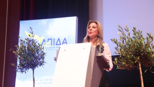 Μαρία Καρυστιανού στο parapolitika.gr: Δεν πρόκειται να συνεργαστώ με τα άλλα κόμματα, αλλά ούτε και μεμονωμένα με βουλευτές