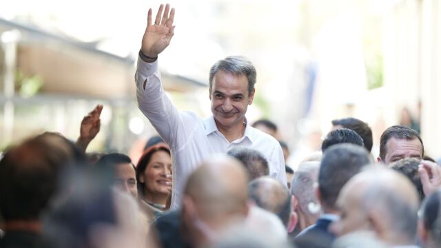 Ο Μητσοτάκης ξεκινά περιοδείες βάζοντας μπροστά το κόστος ζωής και τα εθνικά θέματα - Τσίπρας και Καρυστιανού 