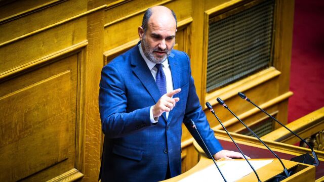 Μαρκόπουλος: Η καταψήφιση Στουρνάρα από το ΠΑΣΟΚ επιβεβαιώνει την αριστερή στροφή Ανδρουλάκη