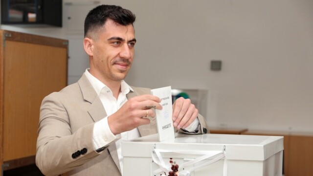 Στη Βουλή της Κύπρου η Άμεση Δημοκρατία του Φειδία Παναγιώτου: 