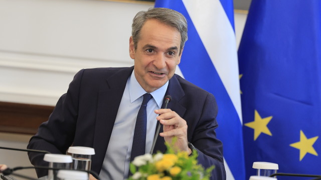 Επιδότηση στα καύσιμα και τον Ιούνιο ανακοίνωσε ο Κυριάκος Μητσοτάκης στο Υπουργικό - Τι είπε για Καρυστιανού και Τσίπρα (Εικόνες)