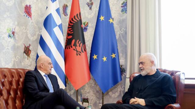 Ράμα για Δένδια: 