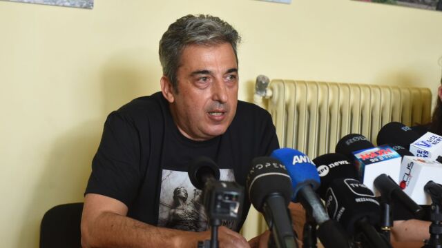 Ασλανίδης για νέο κόμμα Καρυστιανού: Για εμάς δεν έχει αλλάξει κάτι, εμείς κοιτάμε την υπόθεση - Πολεμάμε όλοι για τα παιδιά μας