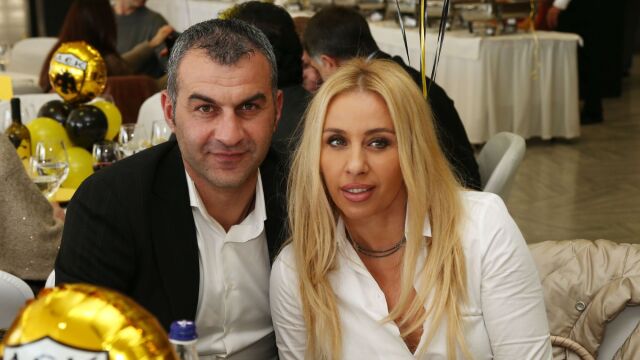 Τραϊανός Δέλλας: Η συγκλονιστική ανάρτησή του για την επέτειο γάμου του με τη Γωγώ Μαστροκώστα - Θα σε θρηνώ πάντα και θα μας γιορτάζω κάθε τέτοια μέρα (Βίντεο)