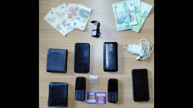 Ευρυτανία: Δύο συλλήψεις για φυτεία κάνναβης μέσα σε δάσος - Βρέθηκε θερμοκήπιο με 907 πλαστικές συσκευασίες προφύτευσης (Εικόνες)
