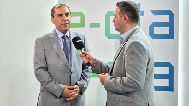 Κατσαφάδος στο e-ota.gr: 