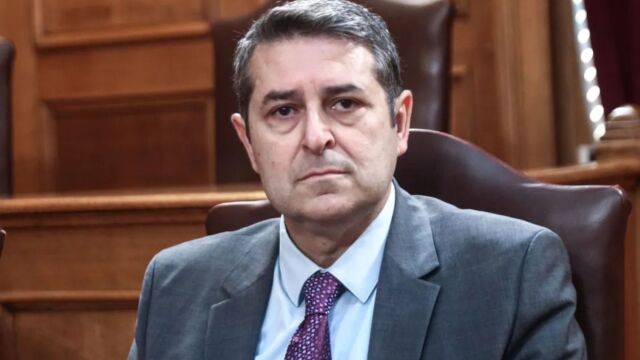 Γιώργος Μυλωνάκης: Επέστρεψε στην Ελλάδα από το κέντρο αποκατάστασης στη Γερμανία - Παρουσιάζει βελτίωση η κατάσταση της υγείας του (Βίντεο)