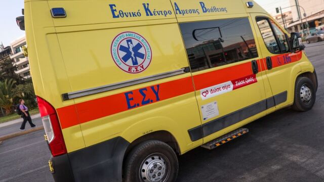 Διπλή αεροδιακομιδή στο Ηράκλειο: Σε κρίσιμη κατάσταση νεογνό από τη Ρόδο - Βαριά τραυματισμένος 30χρονος μετά από τροχαίο ατύχημα στη Σαντορίνη