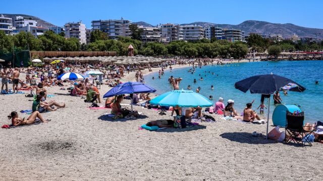 Καιρός: Με κύμα ζέστης μπαίνει ο Ιούνιος, οι περιοχές που θα αγγίξουν 34άρια του Αγίου Πνεύματος & οι παρενθέσεις των βροχών - Δείτε live την εξέλιξη των φαινομένων μέχρι την Παρασκευή 5/6 (Χάρτης & Βίντεο)
