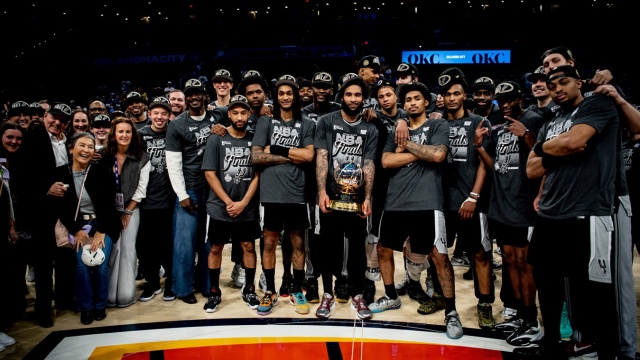 NBA playoffs, Δύση: Με πρωταγωνιστή τον Βίκτορ Γουεμπανιάμα οι Σπερς και πάλι σε τελικούς μετά το 2014 (Βίντεο)