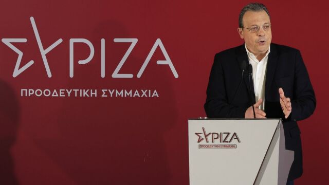 Στον αέρα Πολιτική Γραμματεία και Κεντρική Επιτροπή του ΣΥΡΙΖΑ: Τα τέσσερα σενάρια του Φάμελλου και ο φόβος νέας διάσπασης