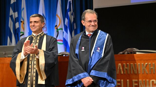 Παύλος Τσίμας: Αναγορεύτηκε επίτιμος Διδάκτορας της Σχολής Ανθρωπιστικών Επιστημών του Ελληνικού Ανοικτού Πανεπιστημίου (Εικόνες)
