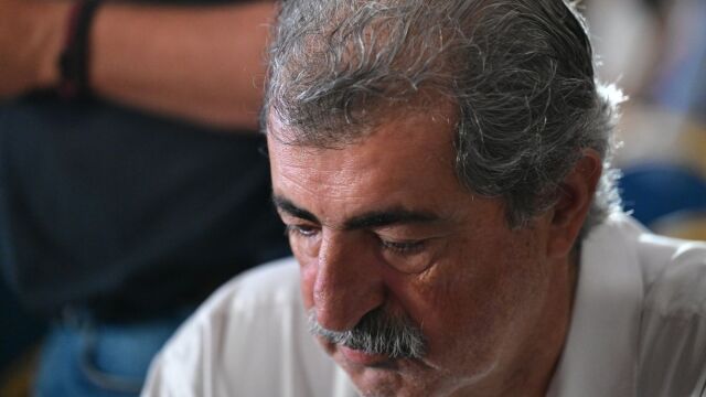 Παύλος Πολάκης: Δεν χαρίζουμε τον ΣΥΡΙΖΑ, περιμένουμε να φύγουν γρήγορα όσοι θα πάνε στον Τσίπρα