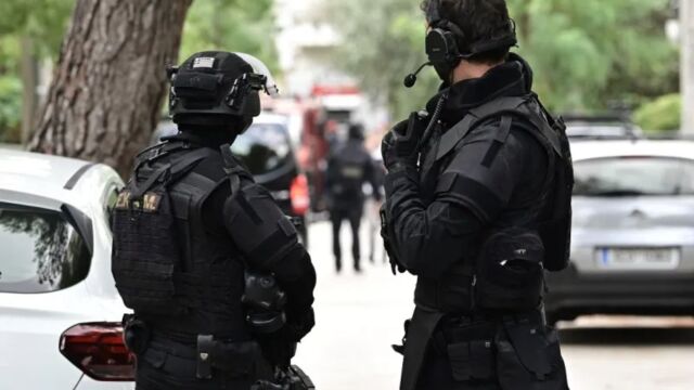 Πώς έφτασαν οι Αρχές στη σύλληψη του μέλους της Χαμάς στην Κρήτη - Ετοίμαζε παραγγελία εκρηκτικών, το πιθανό χτύπημα σε ισραηλινό κρουαζιερόπλοιο (Βίντεο)