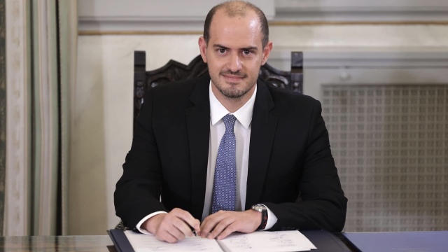Ανασχηματισμός: Ποιος είναι ο νεός αναπληρωτής υπουργός Μετα