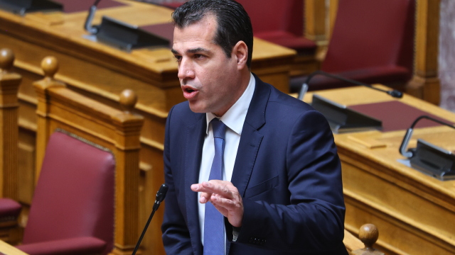 Πλεύρης: Έρχονται τα κέντρα κράτησης μεταναστών εκτός ΕΕ, σε
