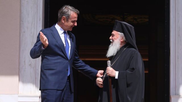 Μήνυμα Πατριάρχη Ιεροσολύμων στον Μητσοτάκη: Ο Τρα