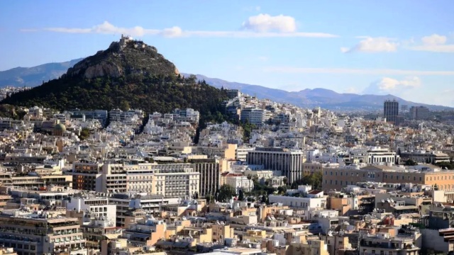 Κύκλωμα στις Πολεοδομίες: Σε κουτιά από γλυκά έβαζ