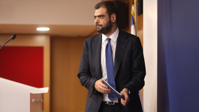 Το κέρδος Μαρινάκη από τον ανασχηματισμό, τα προσωρινά πανηγ