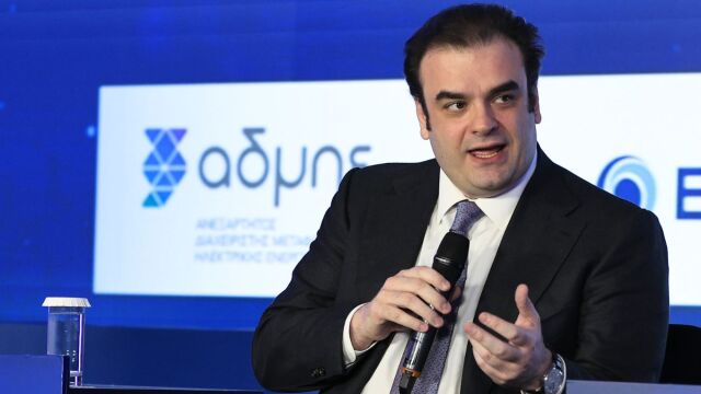 Πιερρακάκης για ιδιωτικό χρέος: "Υλοποιούμε ρυθμίσ