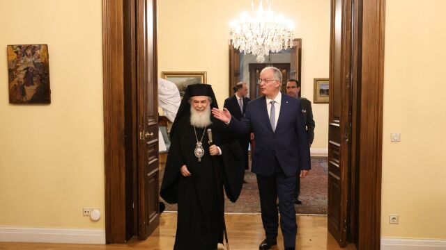 Τασούλας προς Πατριάρχη Ιεροσολύμων: "Θα συνεχίσου