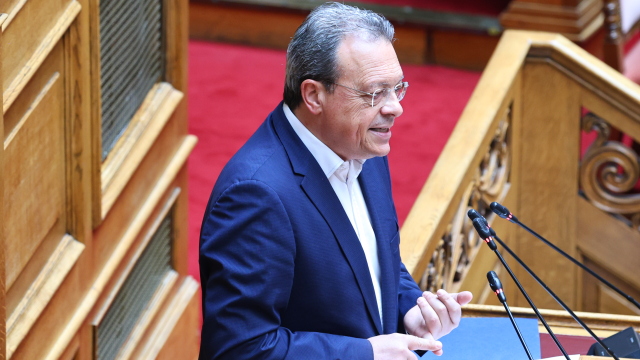 Φάμελλος: Δεν θα συμβάλουμε στη διαμόρφωση πλειοψη