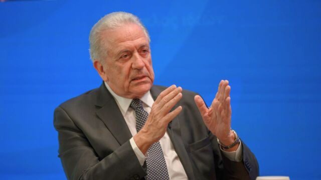 Δημήτρης Αβραμόπουλος στο parapolitika.gr: "Η Ελλά