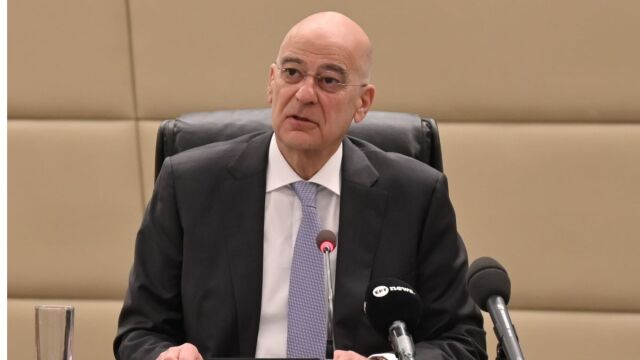 Δένδιας για Σφαγή του Διστόμου: "Τιμάμε τη μνήμη τ