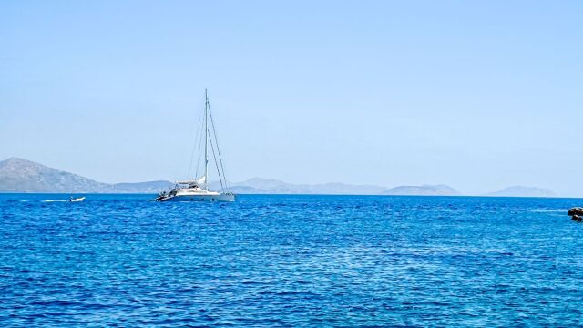Καιρός: Συνεχίζεται η ηλιοφάνεια, παραμένουν τα 30