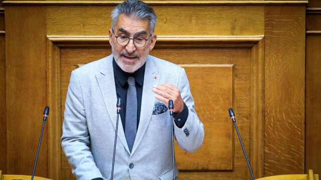 Ξανθόπουλος: Η κυβέρνηση δεν ενδιαφέρεται για το Σύνταγμα, α
