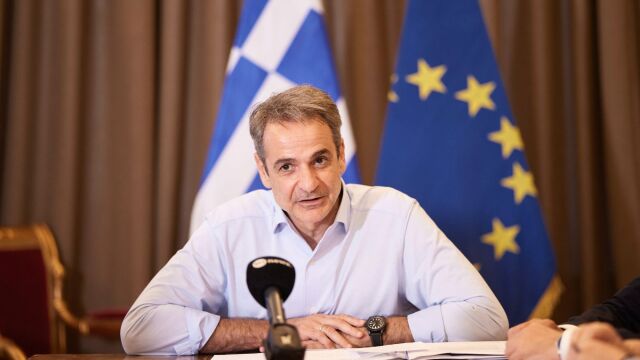 Τα μέτωπα που κλείνει ο Μητσοτάκης με τους ισχυρούς και οι συναντήσεις με τους μιντιάρχες