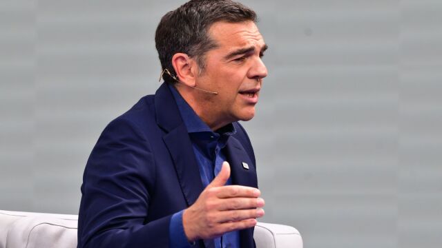 To δούλεμα του Τσίπρα για αγορά των κόκκινων δανείων από τα funds και η προσβλητική πρόταση της ΕΛΑΣ για τους συνεπείς δανειολήπτες