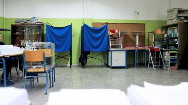 Δημοσκόπηση Real Polls: Προβάδισμα ΝΔ, δεύτερος ο Τσίπρας, μονοψήφιο το ΠΑΣΟΚ, εκτός Βουλής ο ΣΥΡΙΖΑ