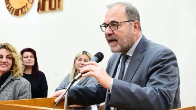 Μαρίνος Σκανδάμης: Ο Γενικός Γραμματέας στη συγκυβέρνηση Σαμαρά & Βενιζέλου που αποχώρησε από το ΠΑΣΟΚ λόγω κινδύνου συνεργασίας με τη ΝΔ