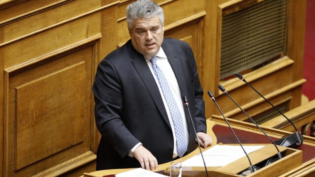Aντάρτικο από τον Χρυσομάλλη: Κατέθεσε τροπολογία που εγείρει ζήτημα αντισυνταγματικότητας για διάταξη του Κώδικα Τοπικής Αυτοδιοίκησης