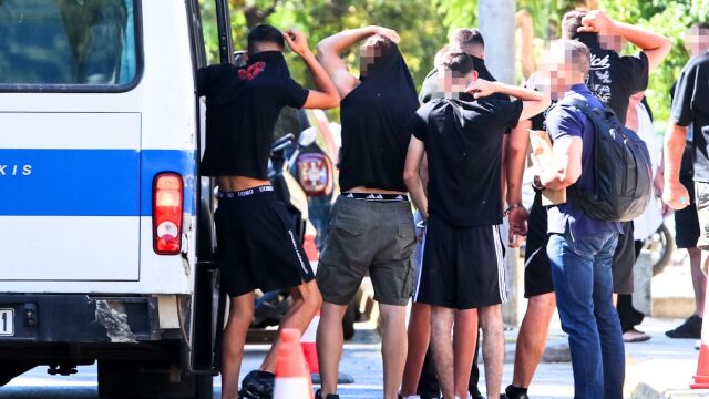 Δολοφονία 15χρονου στην Καλλιθέα: Τα πρώτα λόγια του 17χρονου όταν είδε αστυνομικούς στο σπίτι του - Σοκάρει η ιατροδικαστική  έκθεση (Βίντεο)
