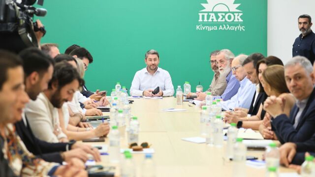 ΠΑΣΟΚ: Ψάχνονται μετά την αποκάλυψη του parapolitika.gr για τη νέα αποχώρηση που θα σκάσει - Πυκνώνουν οι μυστικές συναντήσεις για την εκτίμηση των εξελίξεων