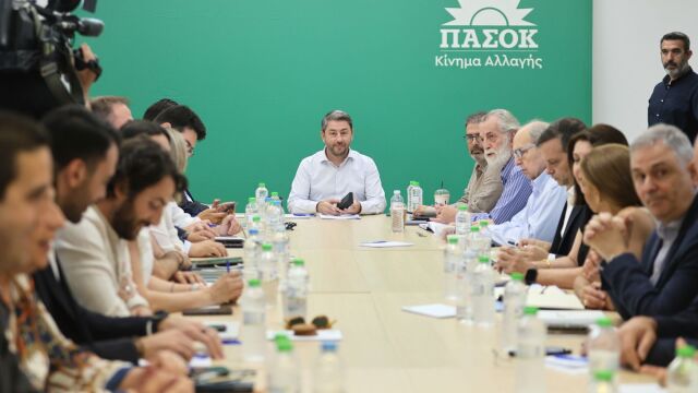 Βαρύ το κλίμα στο ΠΑΣΟΚ: Πέφτουν βροχή τα άκυρα για συμμετοχή στα ψηφοδέλτια λόγω δημοσκοπικής κατηφόρας