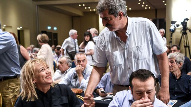 ΣΥΡΙΖΑ: Γιατί ο Πολάκης αιφνιδίασε Παππά και Δούρου - Το παρασκήνιο της συμφωνίας που ανατράπηκε, το σχέδιο για συλλογική ηγεσία και ο παράγοντας Αρβανίτης