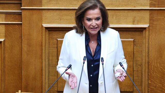 Πυρά Μπακογιάννη κατά Σαμαρά στα Παραπολιτικά 90,1: Στόχος του είναι να κάνει ζημιά στη ΝΔ - Το να συγκρούεται κανείς με την πραγματικότητα δεν είναι καλό