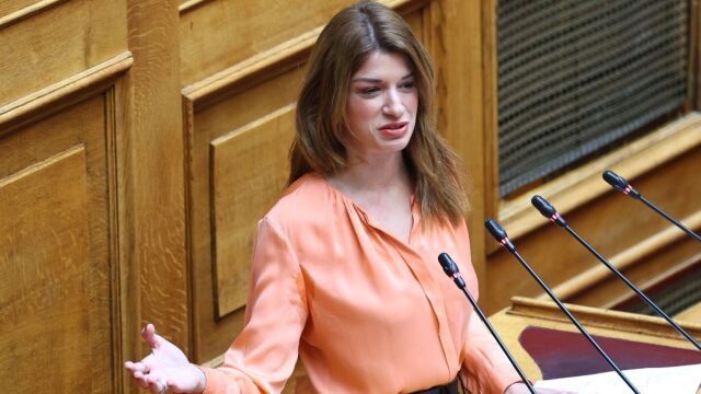 Παραίτηθηκε η Κατερίνα Νοτοπούλου από βουλευτής του ΣΥΡΙΖΑ - Δείτε την επιστολή της στον πρόεδρο της Βουλής