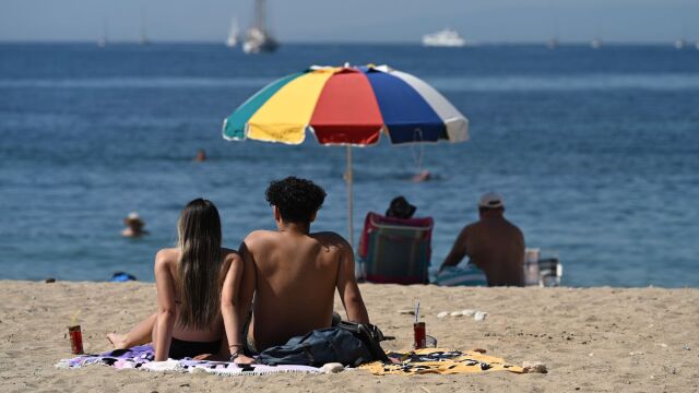 Καιρός: Πότε αναμένεται κορύφωση της ζέστης - Η πρόγνωση του Γιάννη Καλλιάνου στο parapolitika.gr