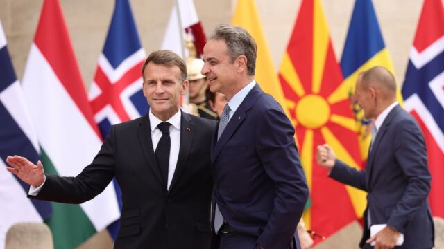 Μητσοτάκης: Τι σηματοδοτεί η παρουσία του στο Παρίσι - Η νέα αναβάθμιση των ελληνογαλλικών σχέσεων σε άμυνα, ασφάλεια και ενέργεια