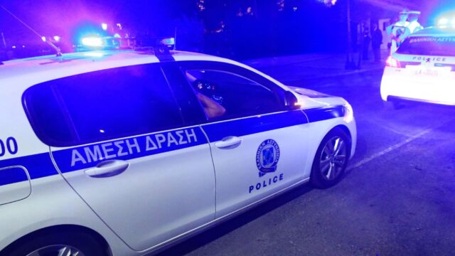 Σκηνές τρόμου στον Κολωνό: Μεθυσμένος 59χρονος τραυμάτισε άνδρα με φαλτσέτα και παρέσυρε μοτοσικλετιστή