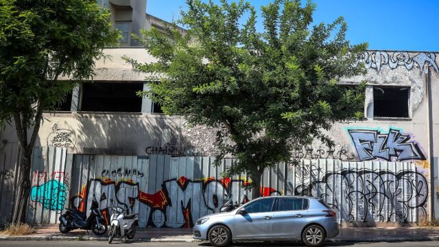 Κυψέλη: Μυστήριο με την ταυτότητα της γυναίκας που βρέθηκε νεκρή σε βαλίτσα - Πού στρέφονται οι έρευνες των Αρχών (Βίντεο)